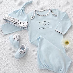 Newborn  Baby Clothes on Personalized Baby Clothes Gift Set   Newborn Boy   7065