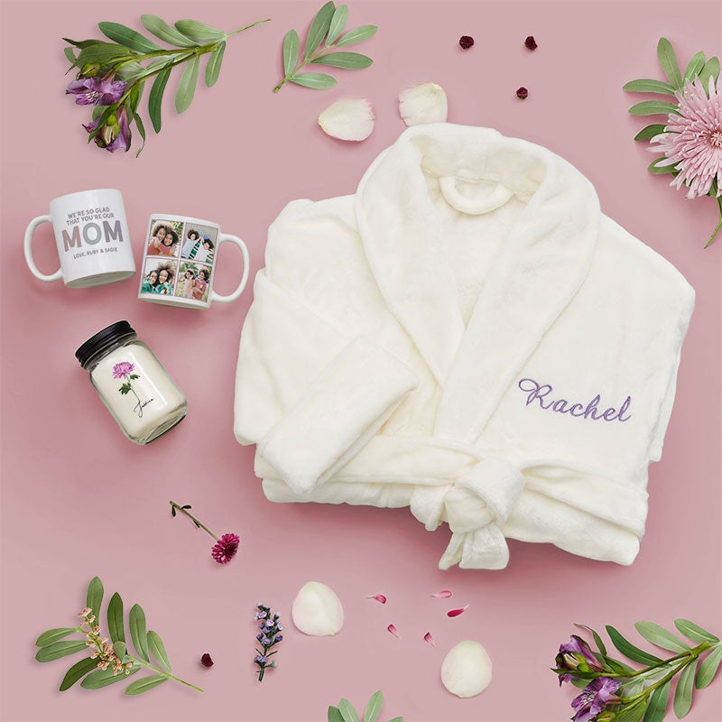 16 best personalized Mother's Day gifts for moms