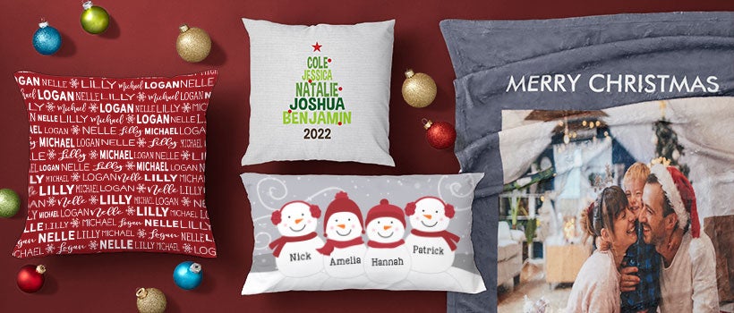 Christmas Blankets & Pillows