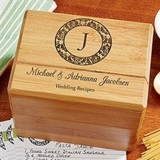 Personalized Recipe Box with Wooden Dividers - Wood Kitchen Decor - Gi –  WoodPresentStudio