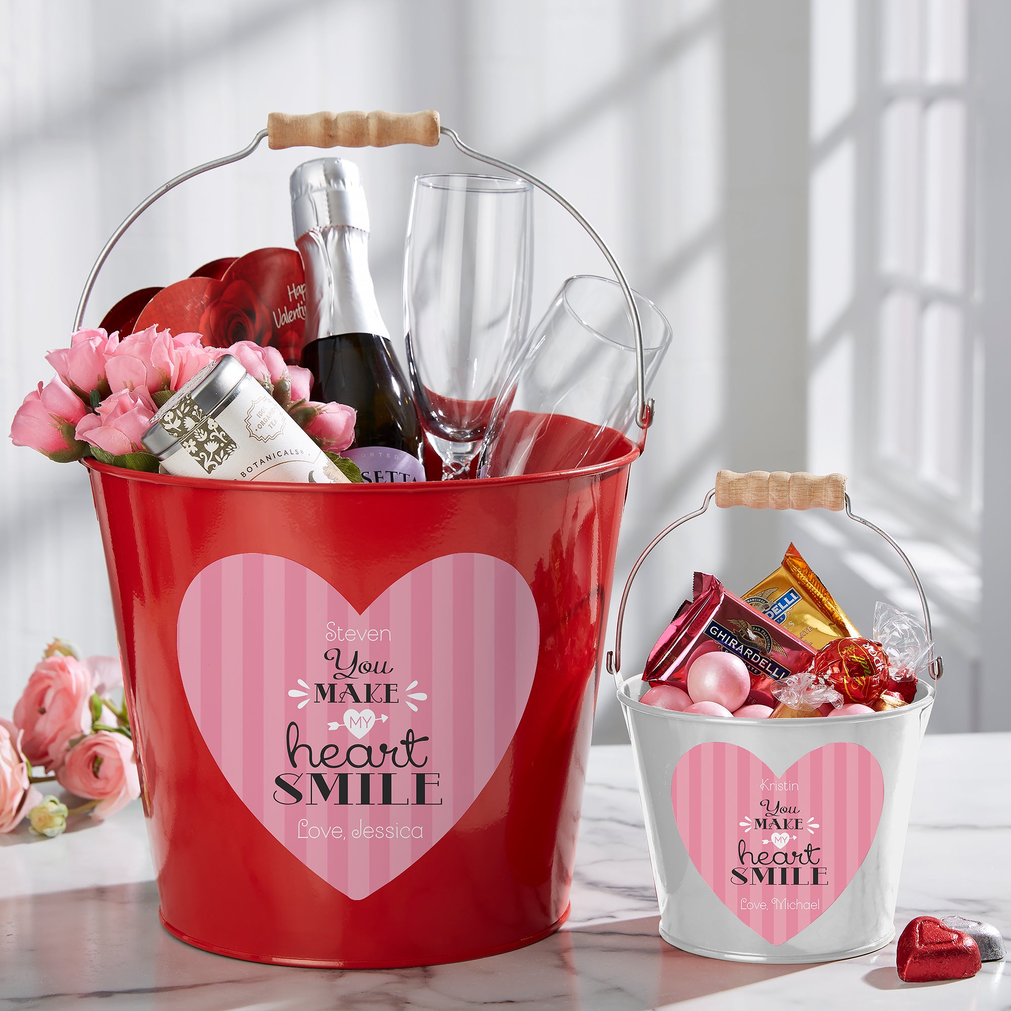 16508 - You Make My Heart Smile Personalized Treat Bucket