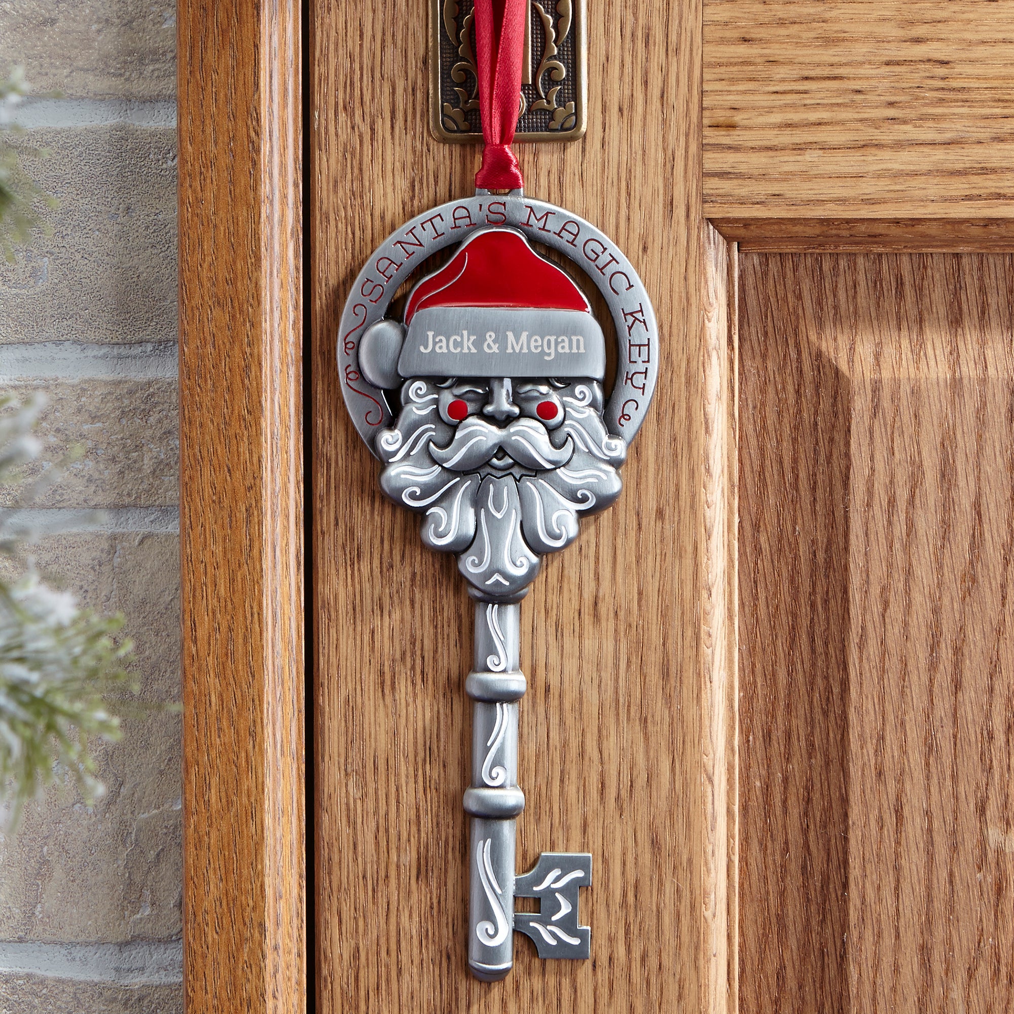17642 - Santa's Magic Personalized Key