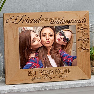 Best Friends philoSophie's Personalized Shiplap Picture Frames