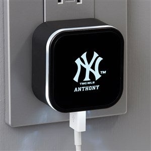 MLB New York Yankees Personalized LED Triple Port USB - 38939