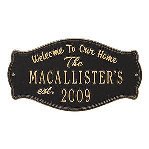 Fluted Arch Personalized Aluminum Welcome Plaque - Black Gold
