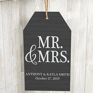 Personalized Wedding Wall Tag - Mr & Mrs
