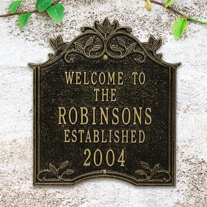 Personalized Outdoor Welcome Plaque - Hedra
