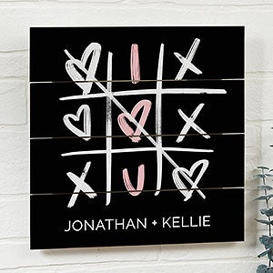 Tic-Tac-Toe Hearts 12x12 Wooden Shiplap Sign