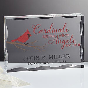 Cardinals Appear Personalized Memorial Keepsakes