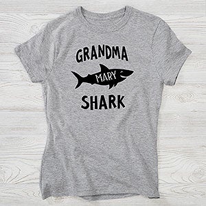 Mommy Shark Personalized Hanes Fitted Tee