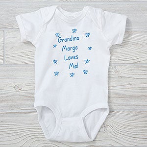 Somebody Loves Me Personalized Baby Bodysuit