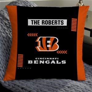 NFL Cincinnati Bengals Classic Personalized 18 Throw Pillow