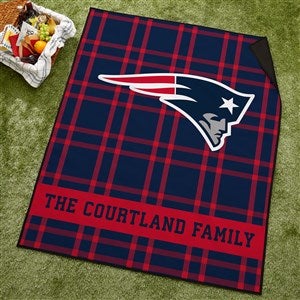 NFL New England Patriots Personalized Plaid Picnic Blanket - 49137
