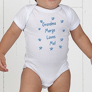 Somebody Loves Me Personalized Baby Bodysuit