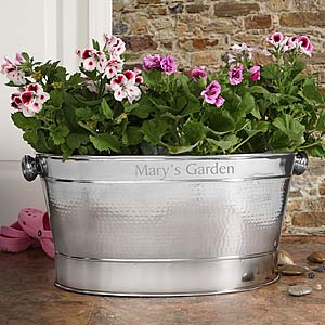 Hampton Personalized Stainless Steel Tub
