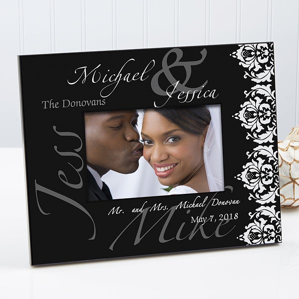 10360 The Wedding Couple Personalized Picture Frame