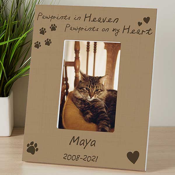 Personalized Pet Memorial Picture Frame - Pawprints in Heaven - 10682