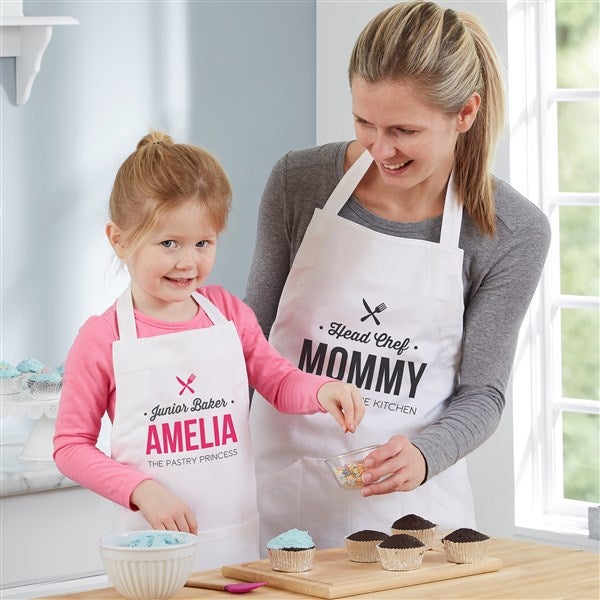 Mommy and Me Christmas Baking Aprons