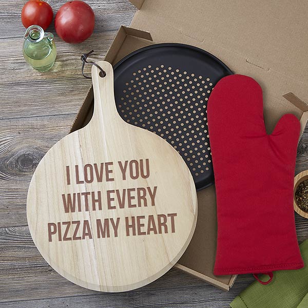 VU Family Pizzeria Personalized 3 Piece Gift Set - 20884