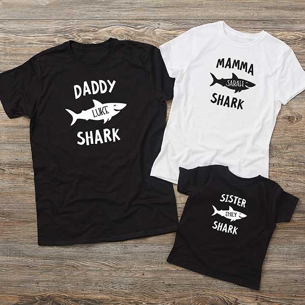 Personalized Daddy Shark T-Shirt