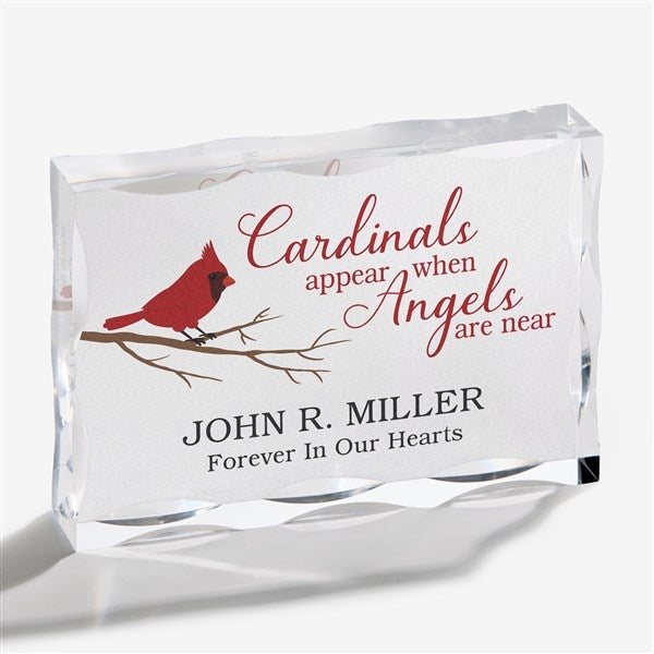 Cardinals Appear Personalized Memorial Keepsakes - 26384
