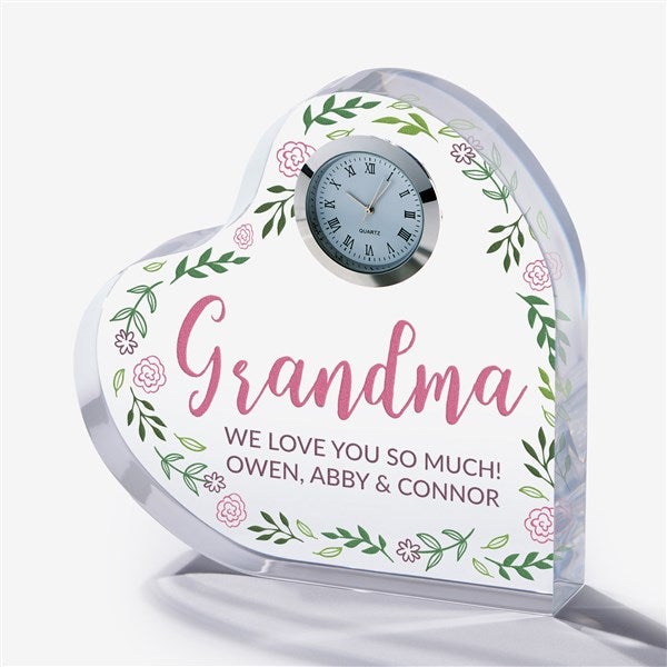 Grandma Wreath Personalized Colored Heart Clock - 27379