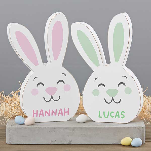 PERSONALISED NAME ON A WOOD SHAPE EASTER BUNNY WITH WIGGLY EYE DECORATION/PLAQUE 