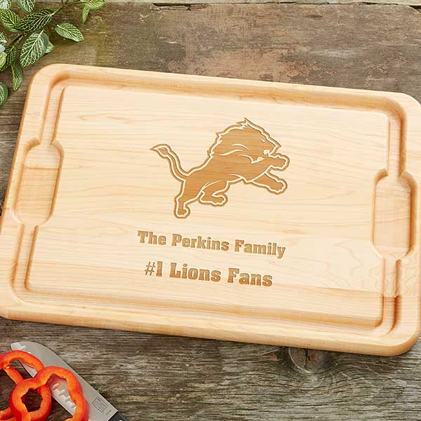 NFL Detroit Lions Personalized Maple Cutting Boards - 33408