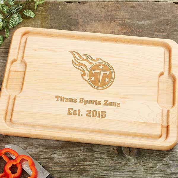 NFL Tennessee Titans Personalized Maple Cutting Boards - 33428