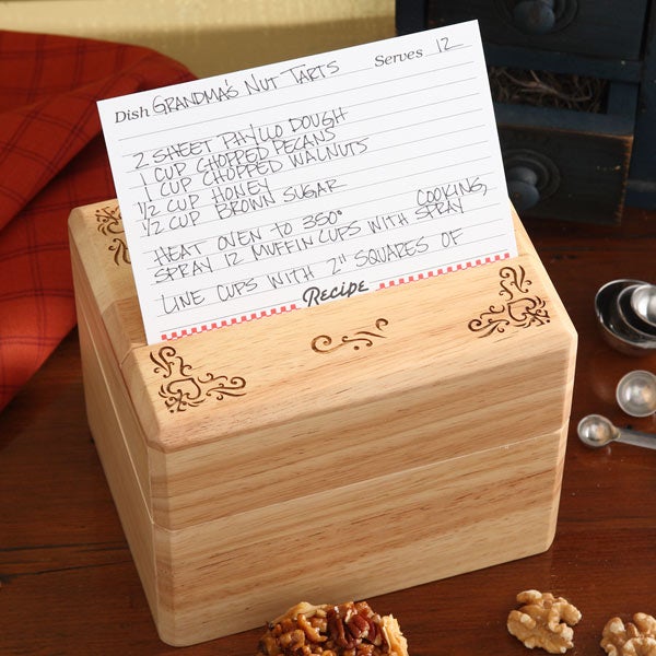 Engraved Wooden Recipe Box and Cards Family Favorites