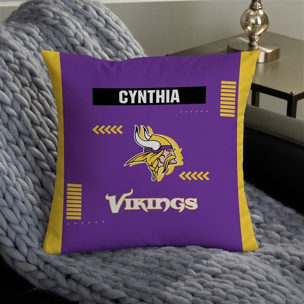 NFL Minnesota Vikings Classic Personalized Throw Pillow - 46499