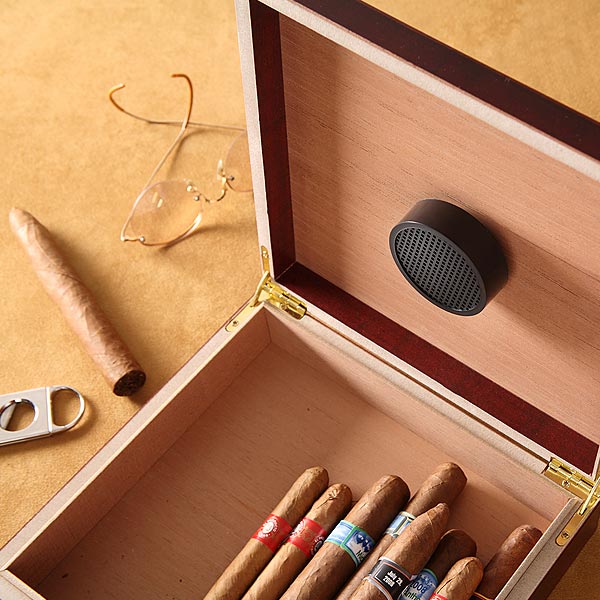 Personalized Cherry Wood Cigar Humidor Golf Club Design